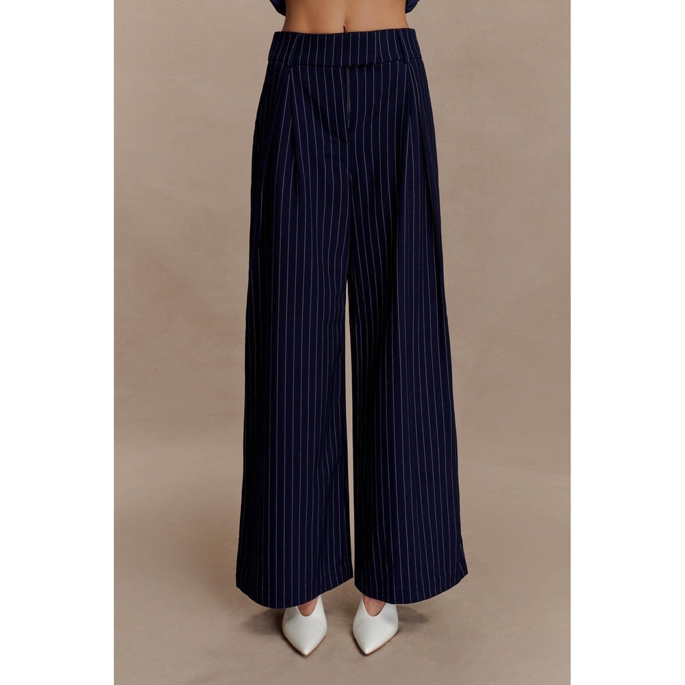 NWT Meshki Jacqueline Pleated Wide Leg Pants Navy White Pinstripe Stretch L